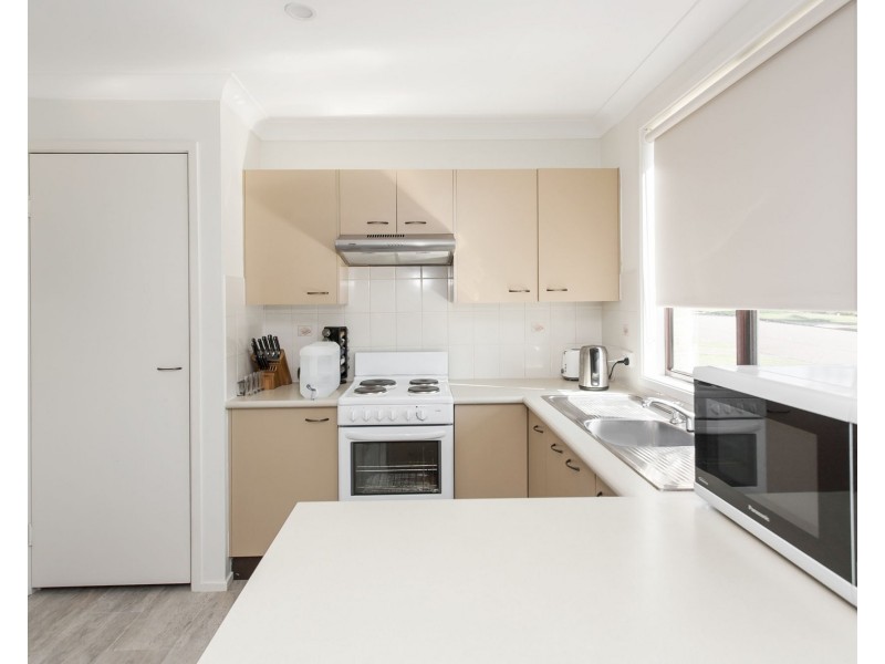 Unit 1 & 2/2 Blair Close, Raymond Terrace NSW 2324