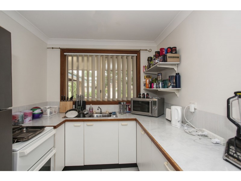 2/13 Bennett Place, Raymond Terrace NSW 2324