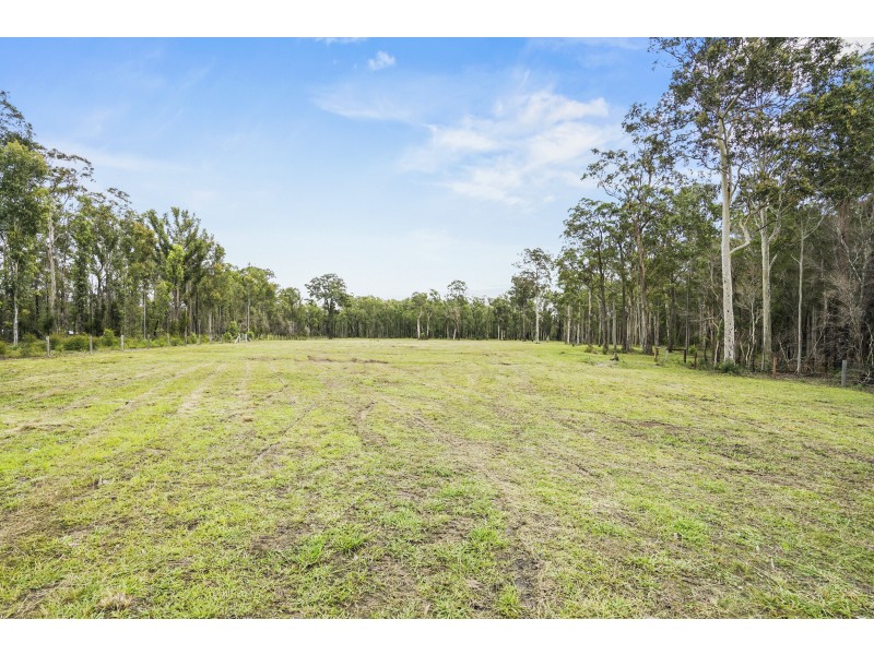 39 The Bucketts Way, Twelve Mile Creek NSW 2324