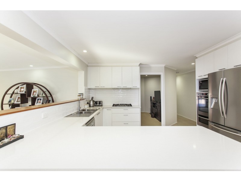 9 Holwell Circuit, Raymond Terrace NSW 2324