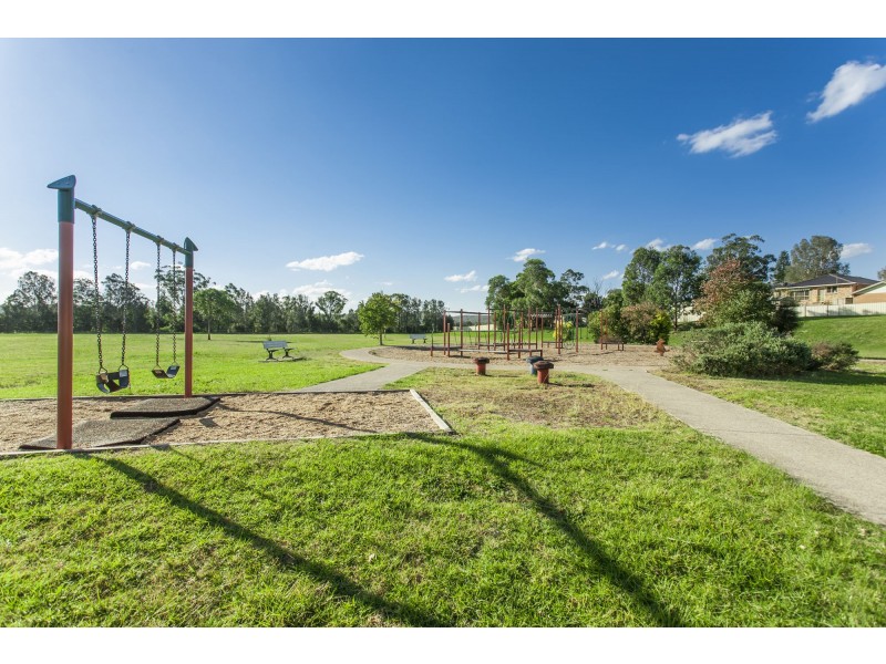 9 Holwell Circuit, Raymond Terrace NSW 2324