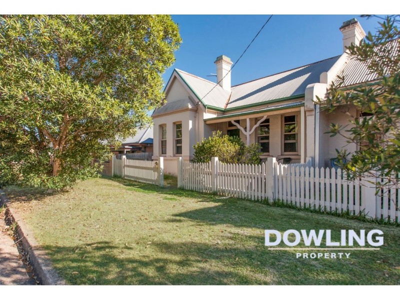 51 Banks Street, East Maitland NSW 2323