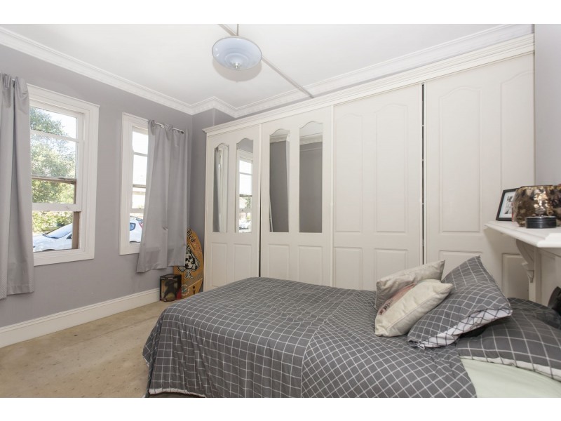 51 Banks Street, East Maitland NSW 2323