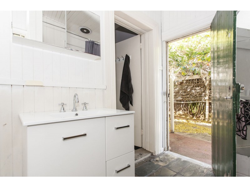 51 Banks Street, East Maitland NSW 2323