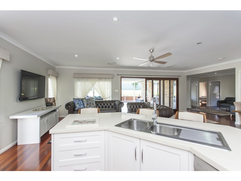 54 George Street, Karuah NSW 2324
