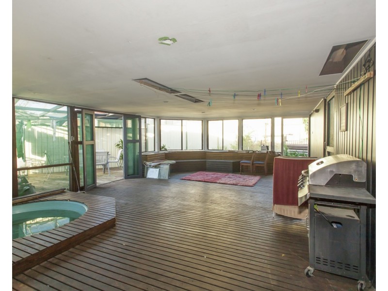 8 Cadell Close, Raymond Terrace NSW 2324
