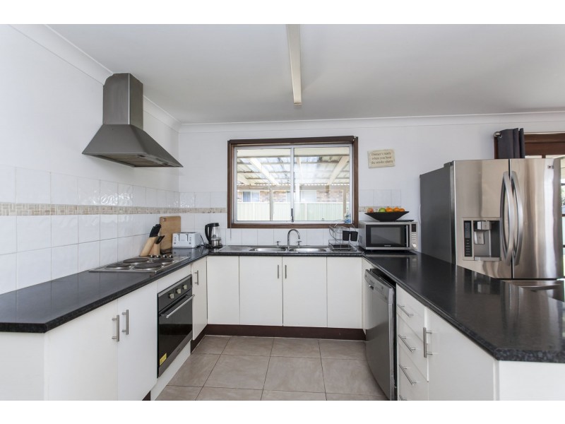 12 Fairchild Street, Raymond Terrace NSW 2324