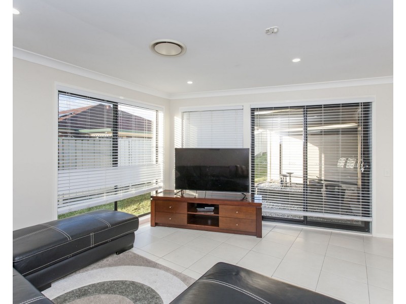 7 Edstein Place, Raymond Terrace NSW 2324