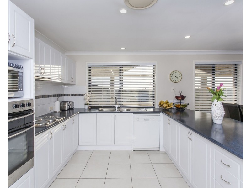7 Edstein Place, Raymond Terrace NSW 2324