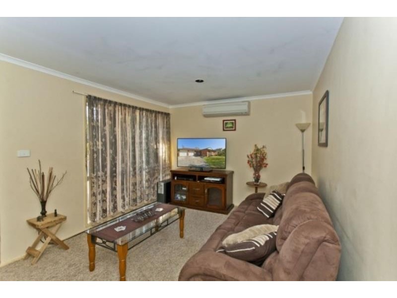 16 CEDERWOOD CRESCENT, Raymond Terrace NSW 2324