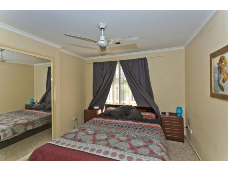 16 CEDERWOOD CRESCENT, Raymond Terrace NSW 2324