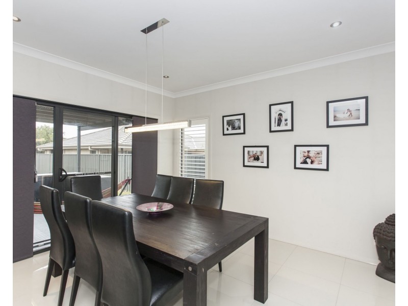 7 Edward Windeyer Way, Raymond Terrace NSW 2324