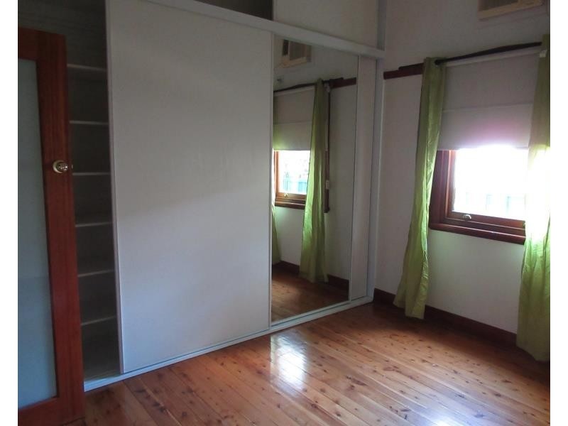 4 VICTORIA STREET, New Lambton NSW 2305