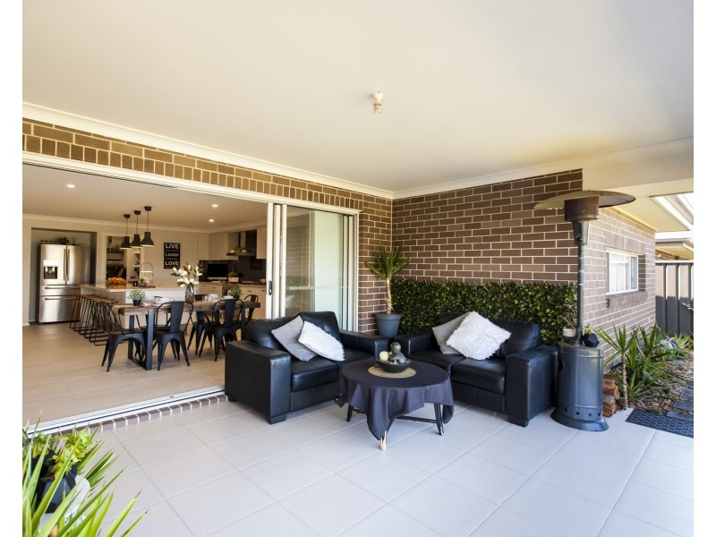 14 Groundsel Street, Fern Bay NSW 2295