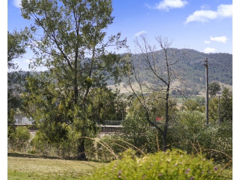 39 Cook Street, Gloucester NSW 2422