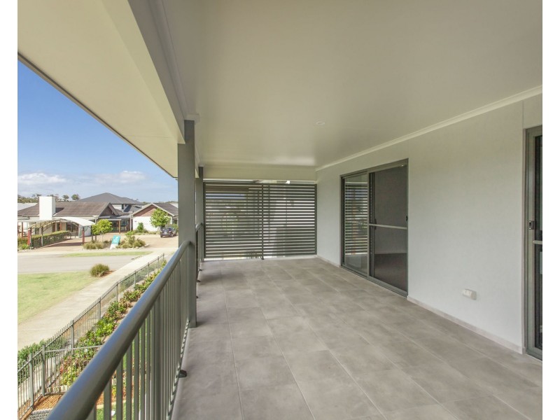 17 Muirfield Way, Medowie NSW 2318