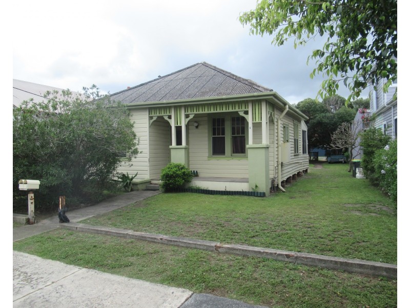 6 King Street, Stockton NSW 2295