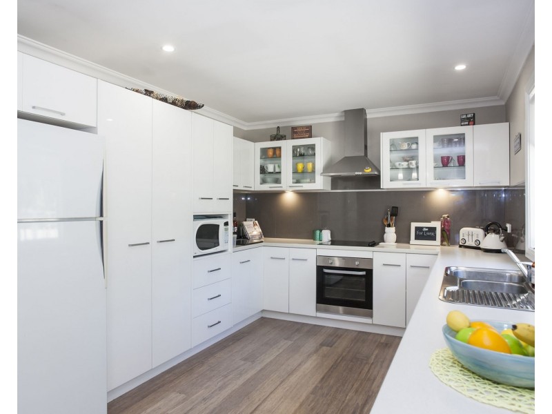 17 Emu St, Raymond Terrace NSW 2324