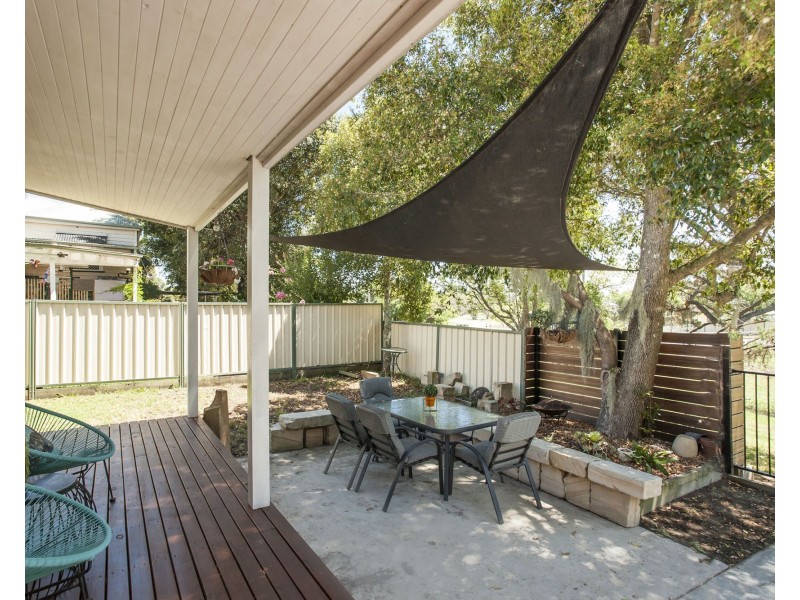 17 Emu St, Raymond Terrace NSW 2324