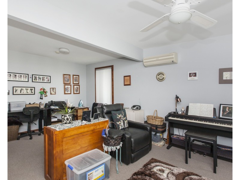 11 Clyde Circuit, Raymond Terrace NSW 2324