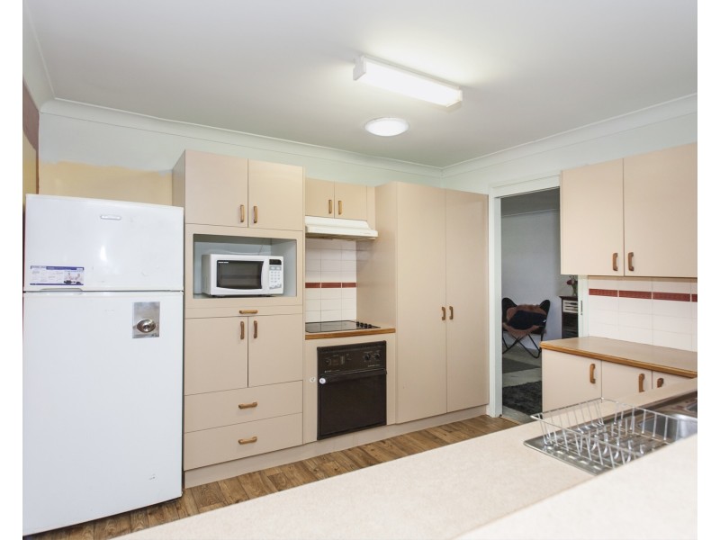 2 Pennington Street, Raymond Terrace NSW 2324