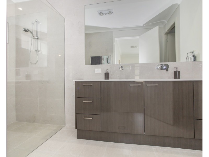 131 Dune Drive, Fern Bay NSW 2295
