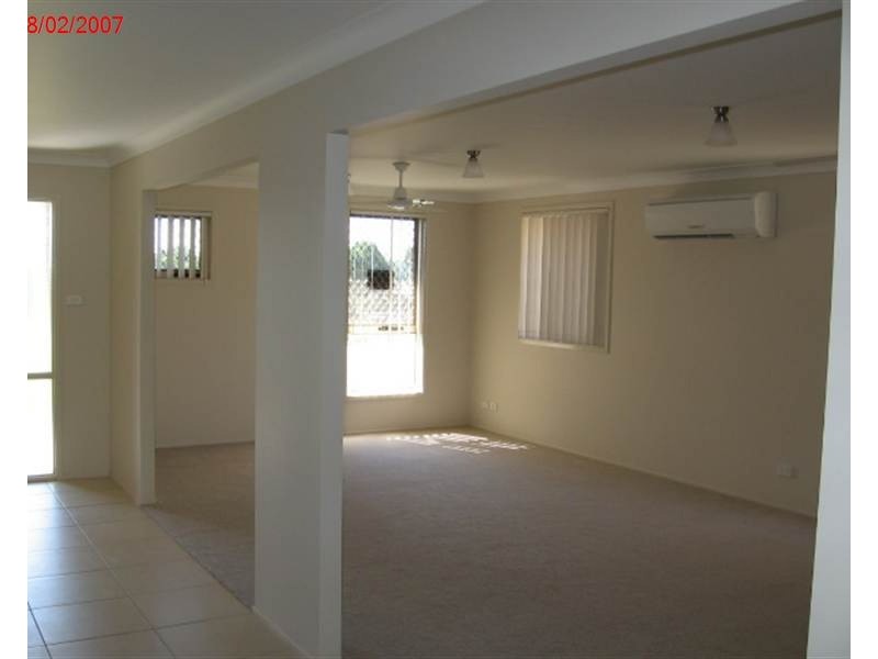 4 MANNING AVENUE, Raymond Terrace NSW 2324