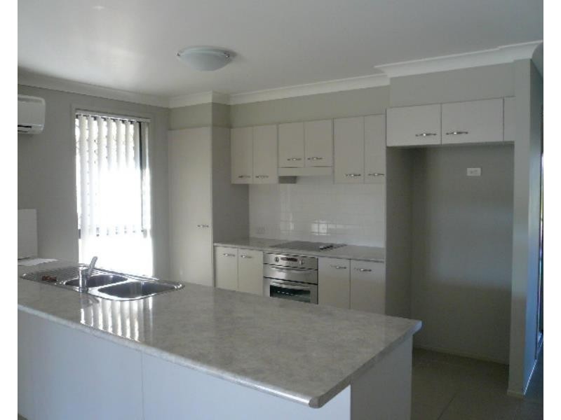 14 MANNING AVENUE, Raymond Terrace NSW 2324