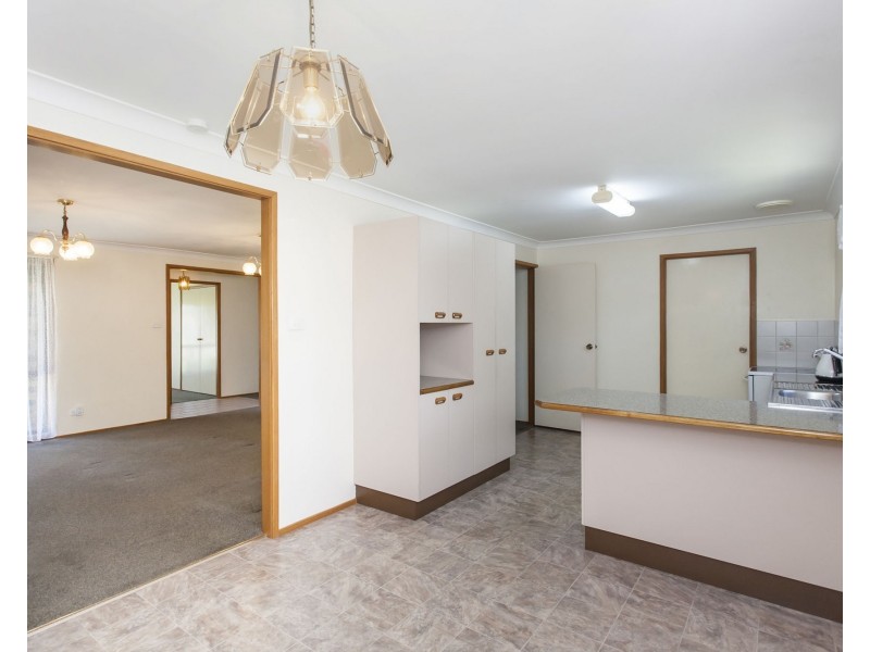 13 Auberge Close, Raymond Terrace NSW 2324