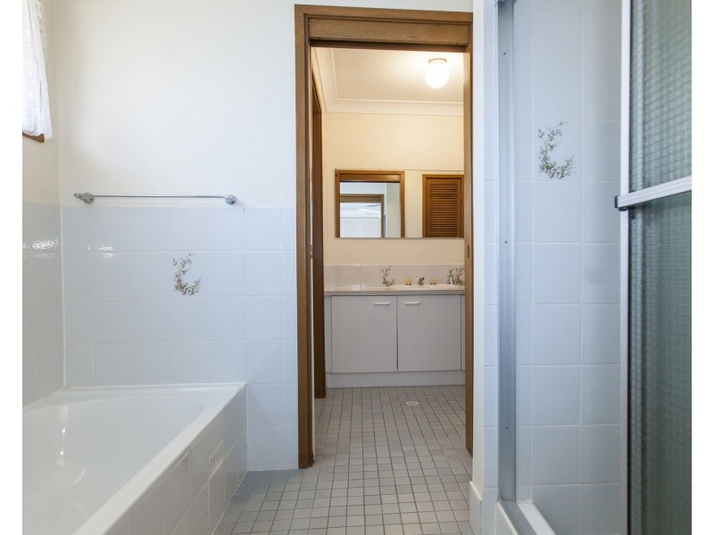 13 Auberge Close, Raymond Terrace NSW 2324