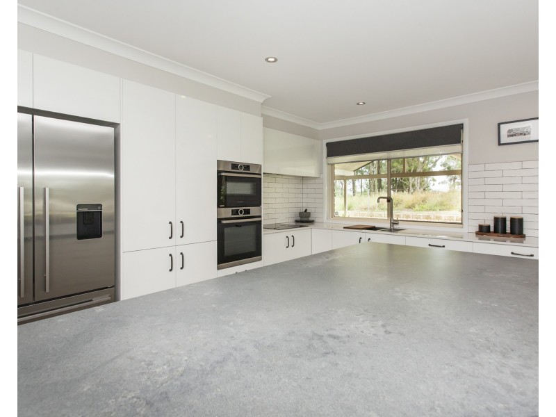 17 Scott Street, Seaham NSW 2324