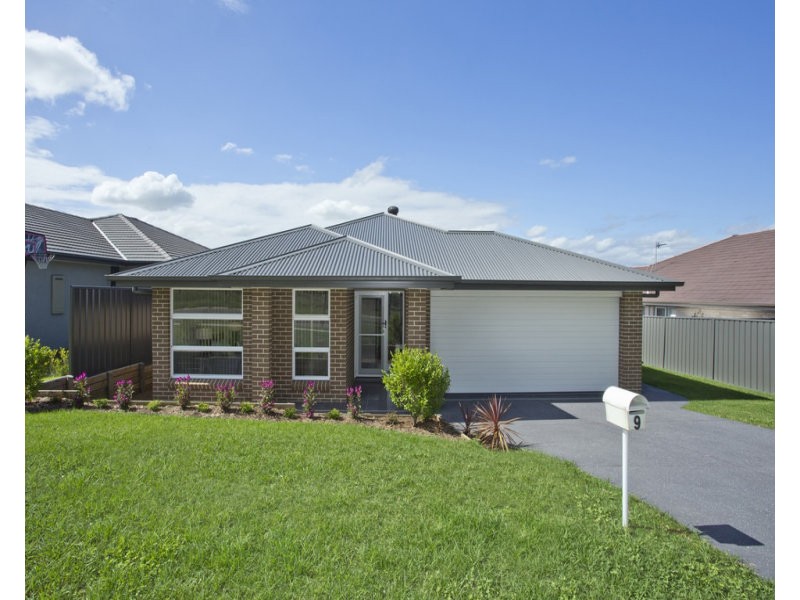 9 WATERGUM STREET, East Maitland NSW 2323