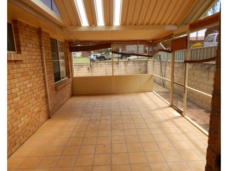 1/28 Garden Avenue, Raymond Terrace NSW 2324