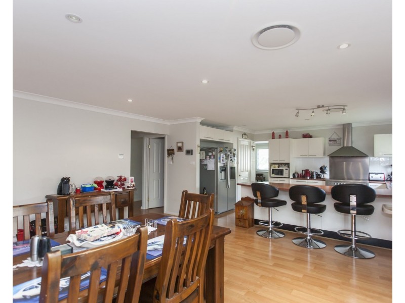 85 Dalyell Way, Raymond Terrace NSW 2324