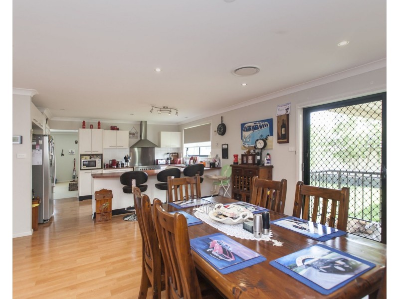 85 Dalyell Way, Raymond Terrace NSW 2324