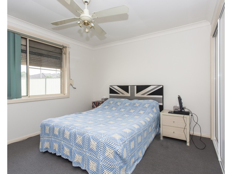 1/22 Benjamin Lee Drive, Raymond Terrace NSW 2324