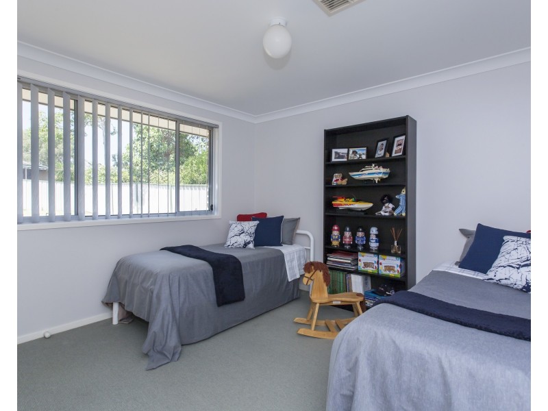 32 Avard Close, Thornton NSW 2322