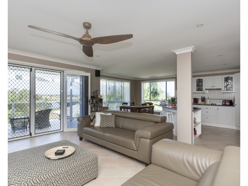 6 Kanwary Close, Raymond Terrace NSW 2324