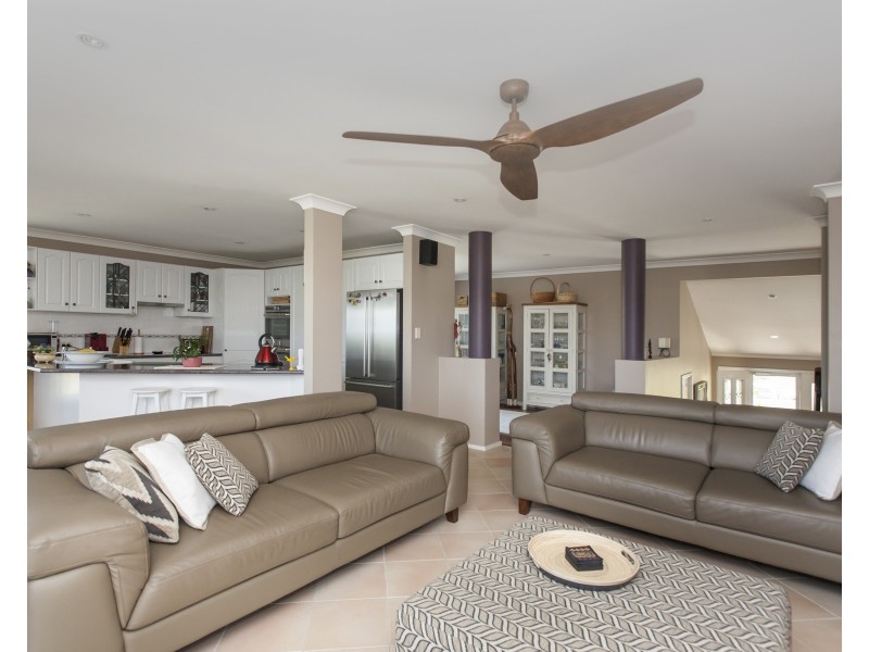 6 Kanwary Close, Raymond Terrace NSW 2324