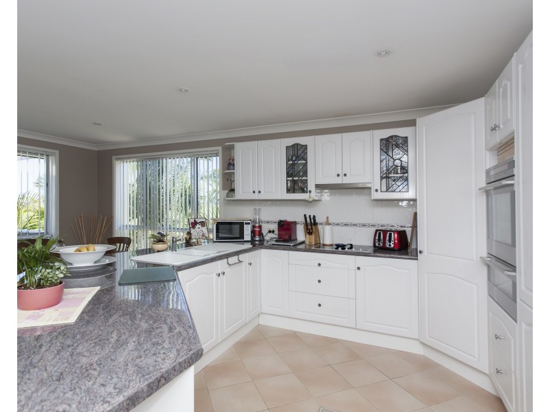 6 Kanwary Close, Raymond Terrace NSW 2324