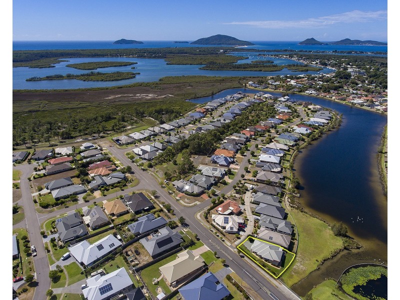 11 The Haven, Tea Gardens NSW 2324