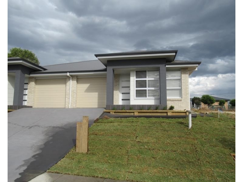 2/21 HENNING ROAD, Raymond Terrace NSW 2324