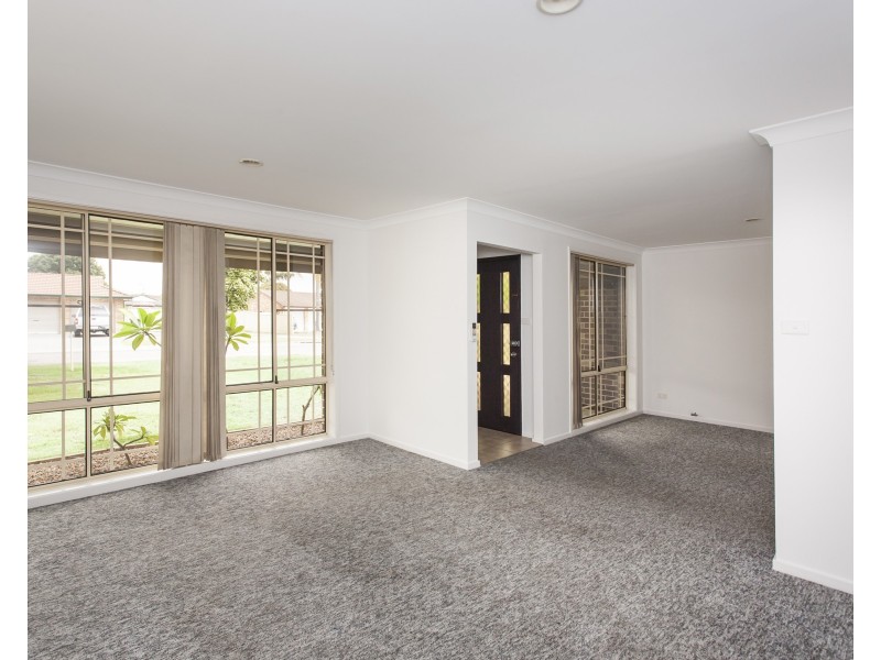 9 Cederwood Crescent, Raymond Terrace NSW 2324