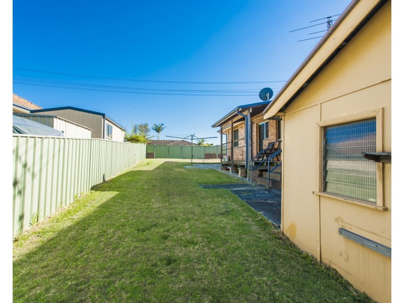 2 Orana Street, Raymond Terrace NSW 2324