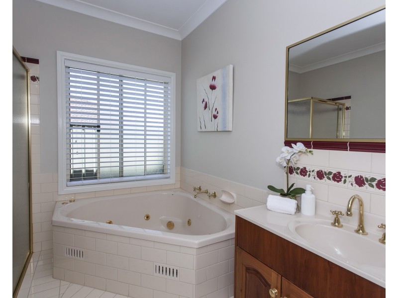 35 Somerset Drive, Thornton NSW 2322