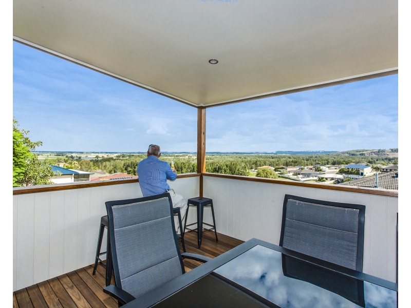 54 Beaton Avenue, Raymond Terrace NSW 2324