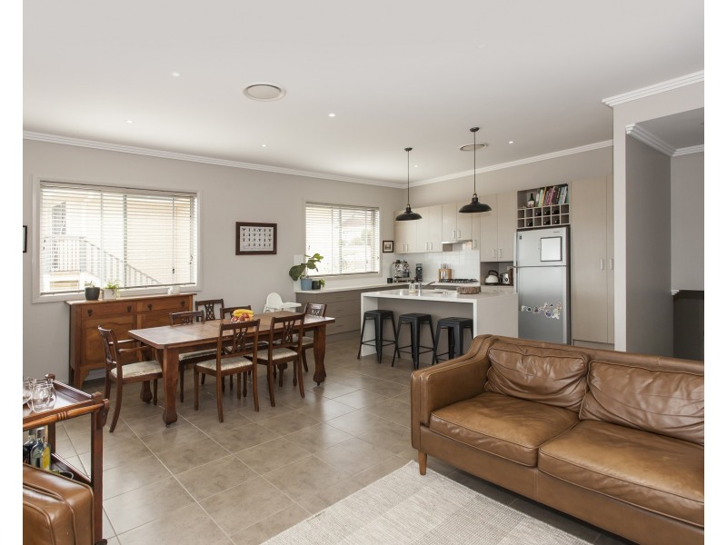 54 Beaton Avenue, Raymond Terrace NSW 2324