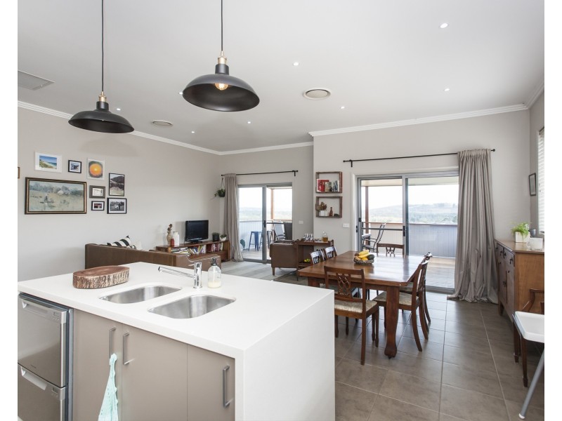 54 Beaton Avenue, Raymond Terrace NSW 2324