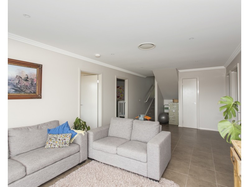 54 Beaton Avenue, Raymond Terrace NSW 2324