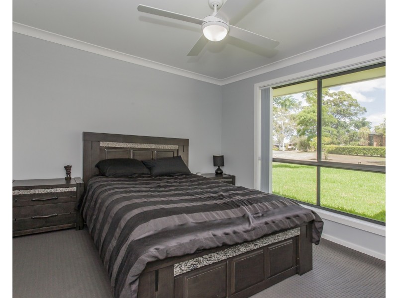 7 Lever Close, Thornton NSW 2322
